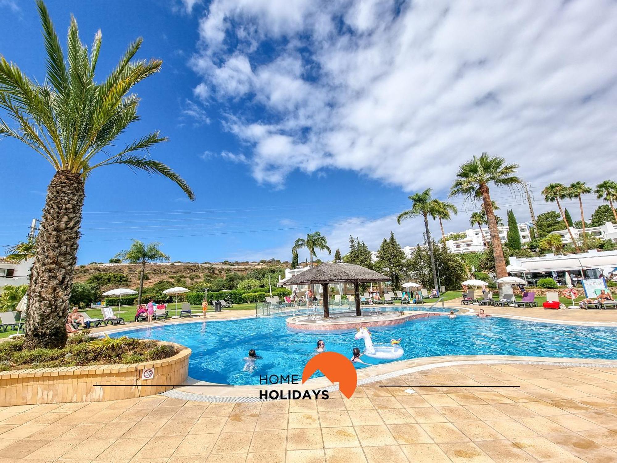 #322 Family By Holidays * Albufeira