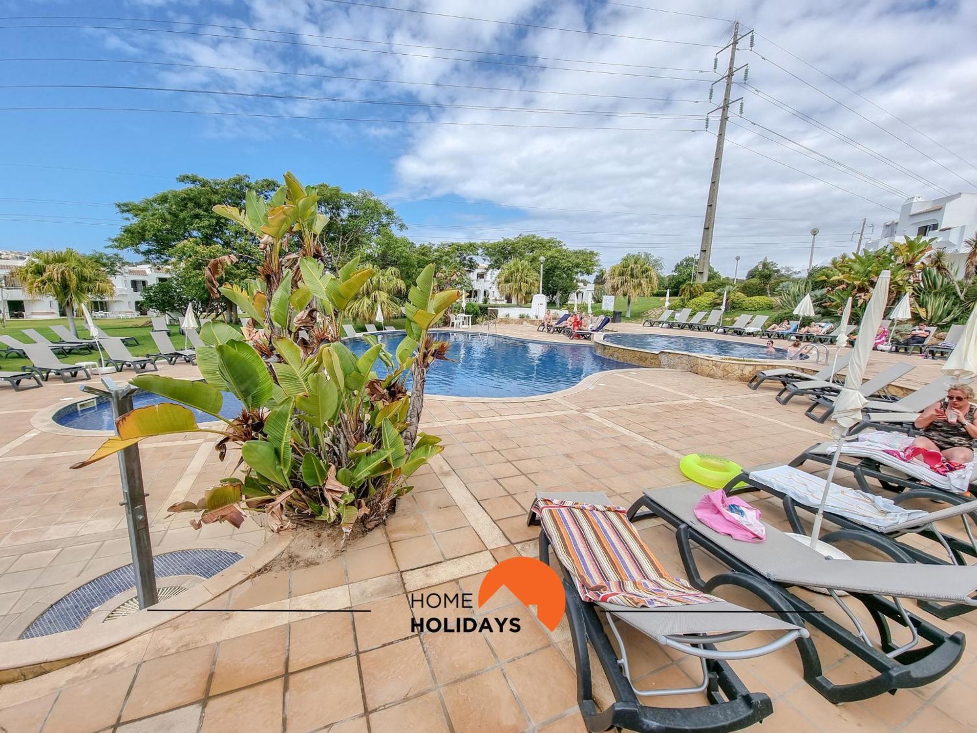 #322 Family By Holidays Apartment *