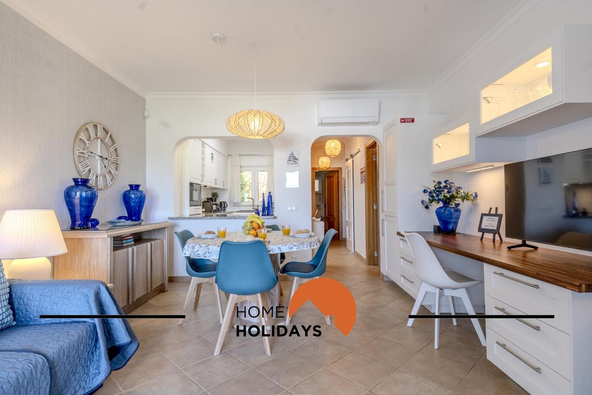 #322 Family By Holidays Apartment *